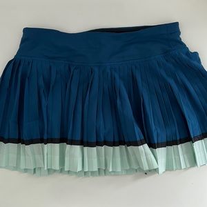 Lululemon tennis skirt